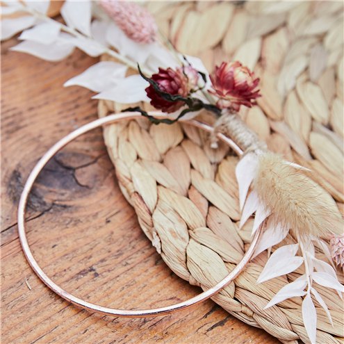 A Touch Of Pampas Rose Gold Metal Hoops & Place Cards